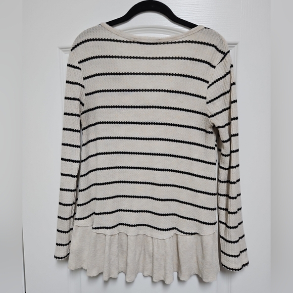 Anthroplogie Eri & Ali Black and Cream Striped V-Neck Ruffle Hem Top. - Picture 2 of 4